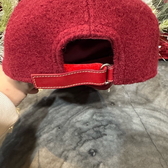 Gucci Red Wool Hat excellent condition - Picture 5 of 5